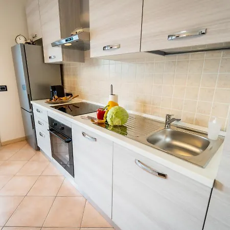 Enjoyiseolake - Serafino - Terrace & Swimming Pool On The Iseo דירה Parzanica
